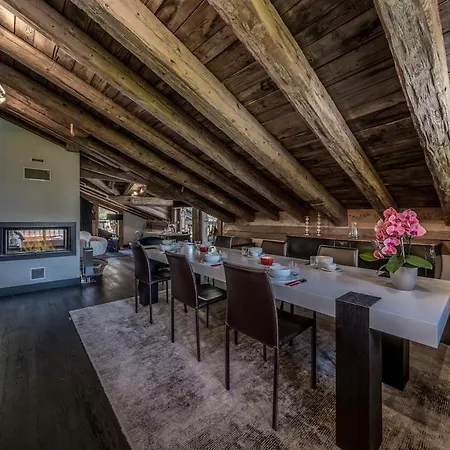 Chalet Artic - 5 Bedrooms - Bed&Breakfast - Courchevel 1550 בקתה *